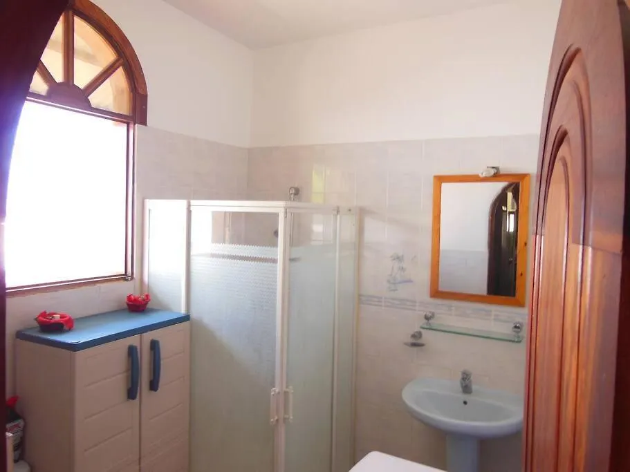 بيت للعطل Maison Situee Dans Un Petit Village De Pecheur لو كاربيت
